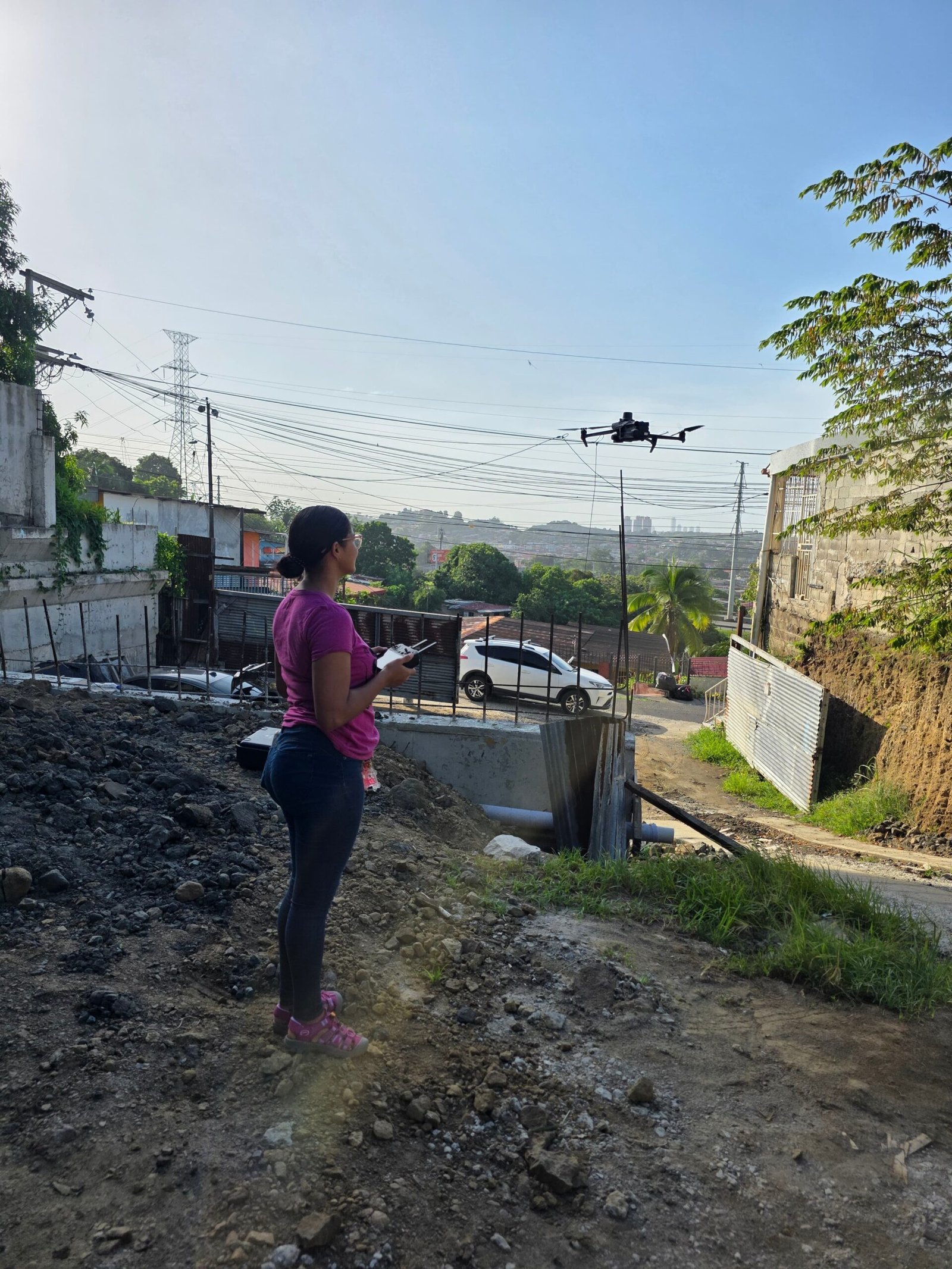 Operación de dron para fotogrametría y seguimiento de obra