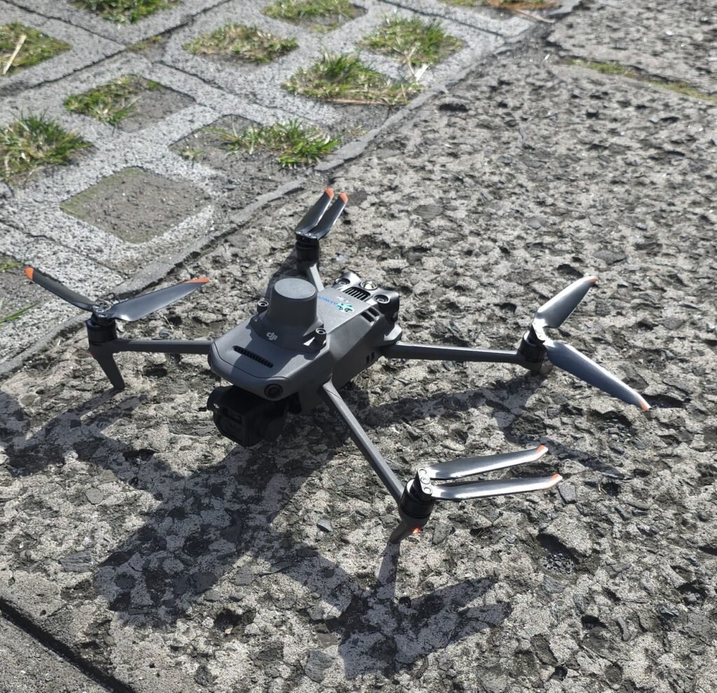 Dron DJI Mavic 3 Enterprise para topografía de precisión